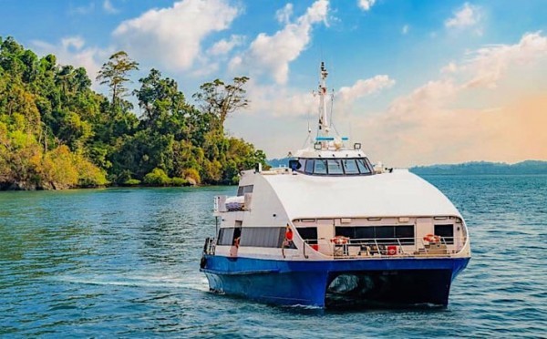 Private Boat Charter for Scuba Diving in the Andaman Is ...