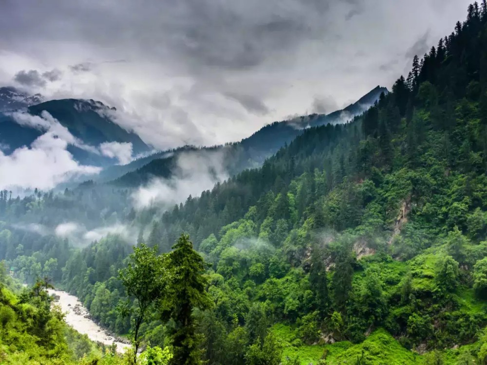 Discovering the True Might- The Great Himalayan Nationa ...
