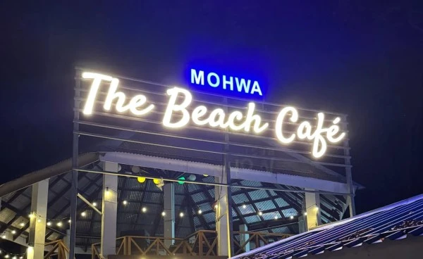 Mohwa Cafe: Eat, Relax & Experience the Ocean