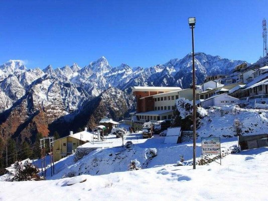 Let's Meet The India's Premier Ski Resort Destination - ...