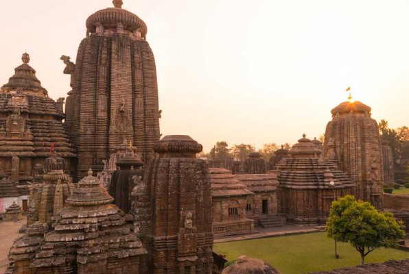 Let's Meet A Veritable Landmark Of Odisha - Lingaraj Te ...