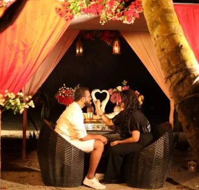 Romantic Beachside Candlelight Dinner With Decorated Canopy