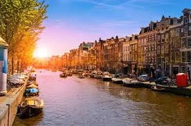 Couple Trip to Paris, Amsterdam with Lucerne (Free Paris Pass)