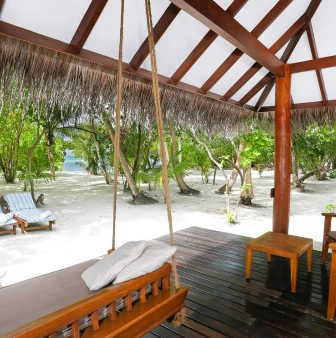Honeymoon Bliss: Medhufushi Island Resort