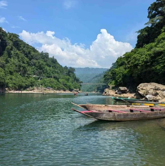 Dawki River Boating