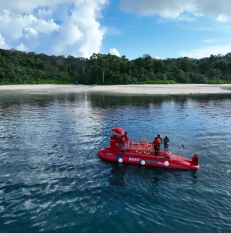 Semi Submarine Ride